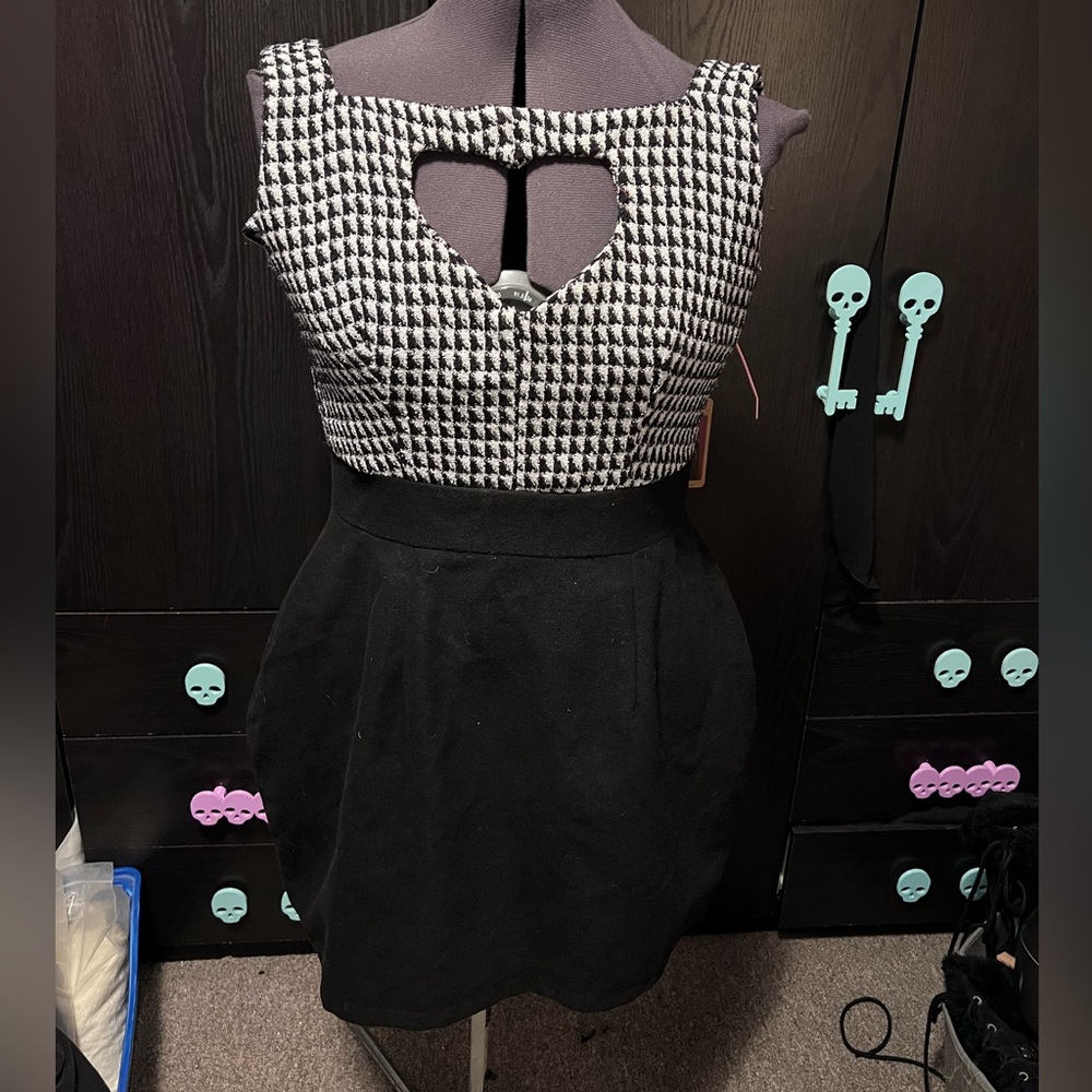 Heart Keyhole Dress